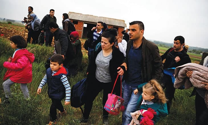 تقرير: في كل ثانية أجبر شخص عل...