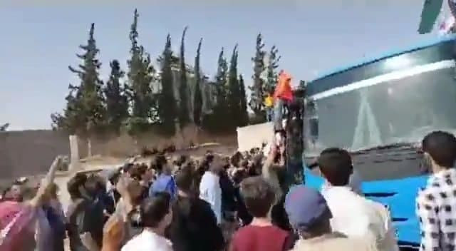 طالبوا بإدخال مهجري أم باطنة.....