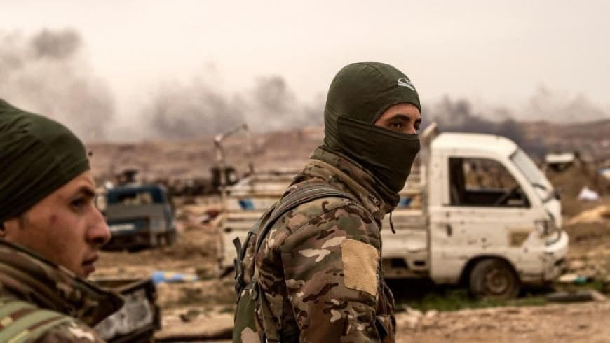 "قسد" تفرج عن ثلاثة معتقلين في...