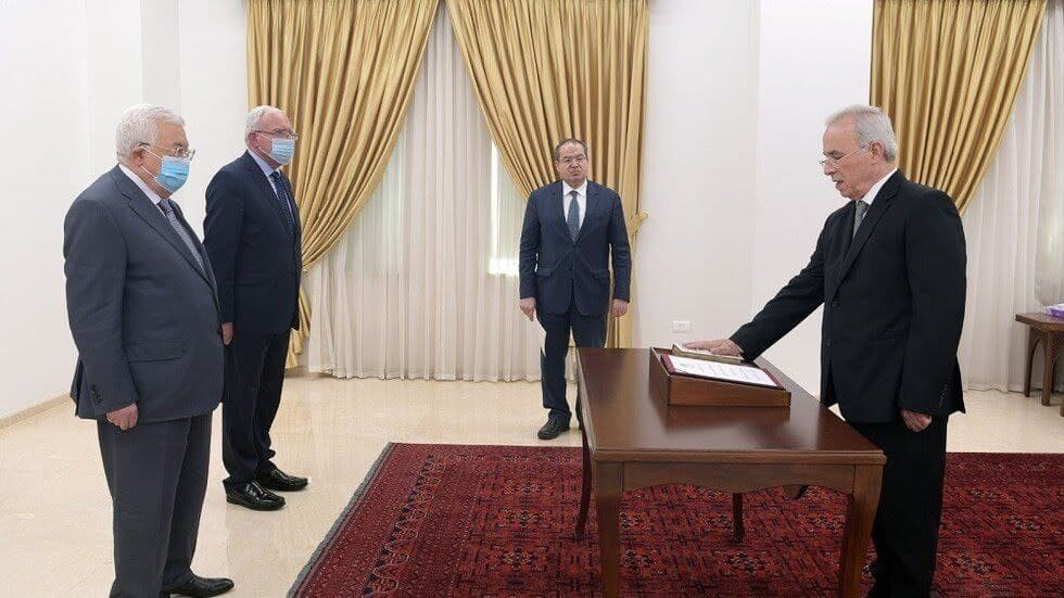 من رام الله.. محمود عباس يُعين...
