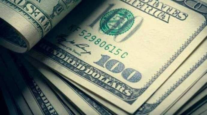 تراجع طفيف بسعر صرف الليرة الس...