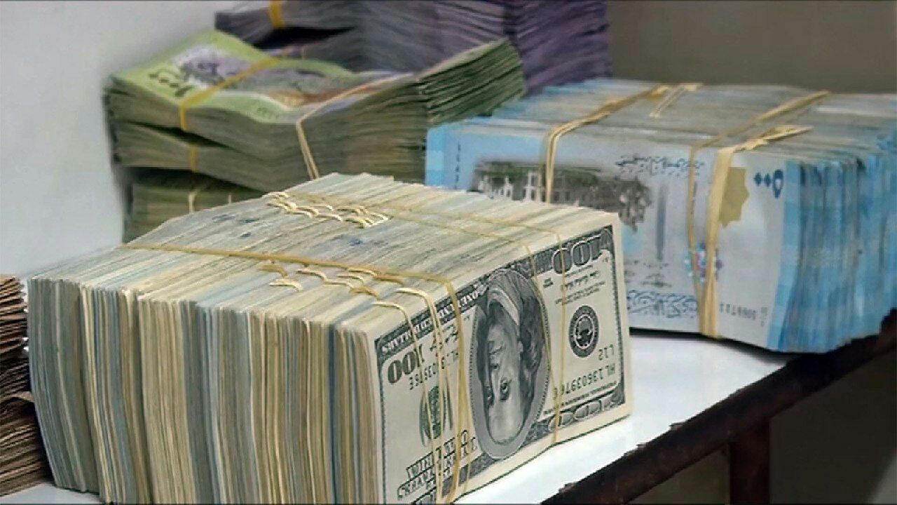 انهيار جديد.. سعر صرف الليرة ا...