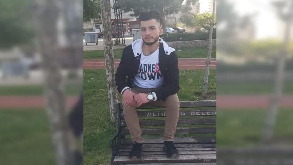 تركيا.. مقتل شاب سوري تلقى عدة...