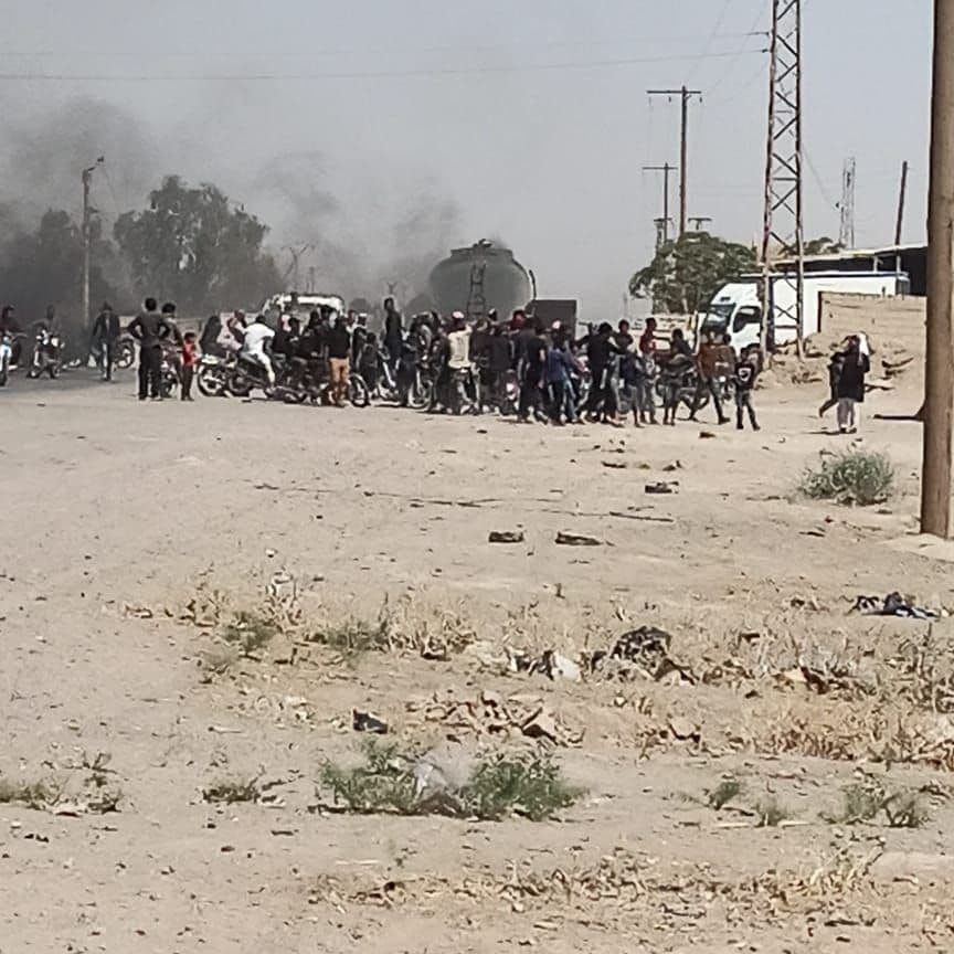 مظاهرة ضد "إدارة قسد" شرق ديرا...