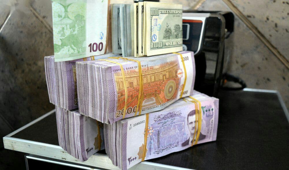 سعر صرف الليرة السورية مقابل ا...