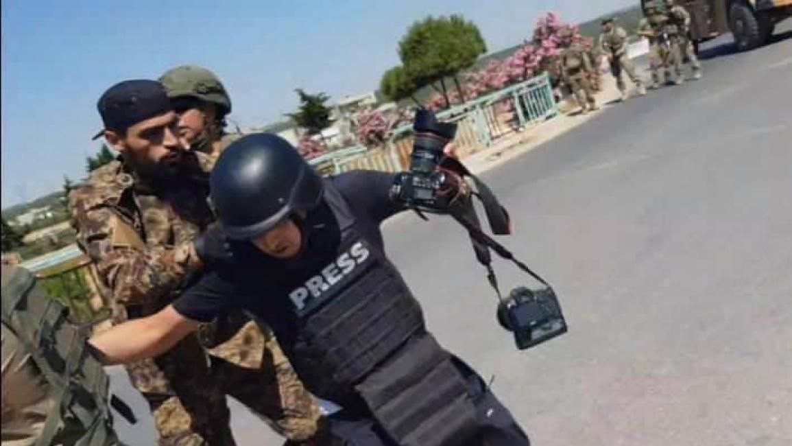 "حكومة الإنقاذ" تمنع المقابلات...