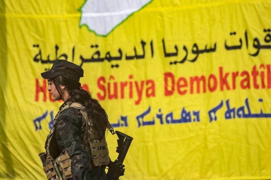 "الوطني الكردي" يطالب "قسد" با...