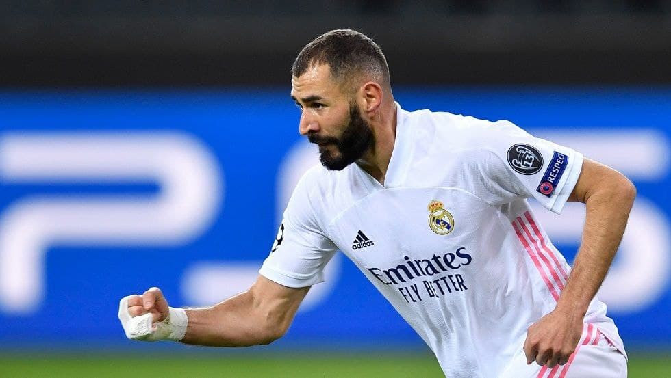 ريال مدريد يعلن إصابة مهاجمه "...