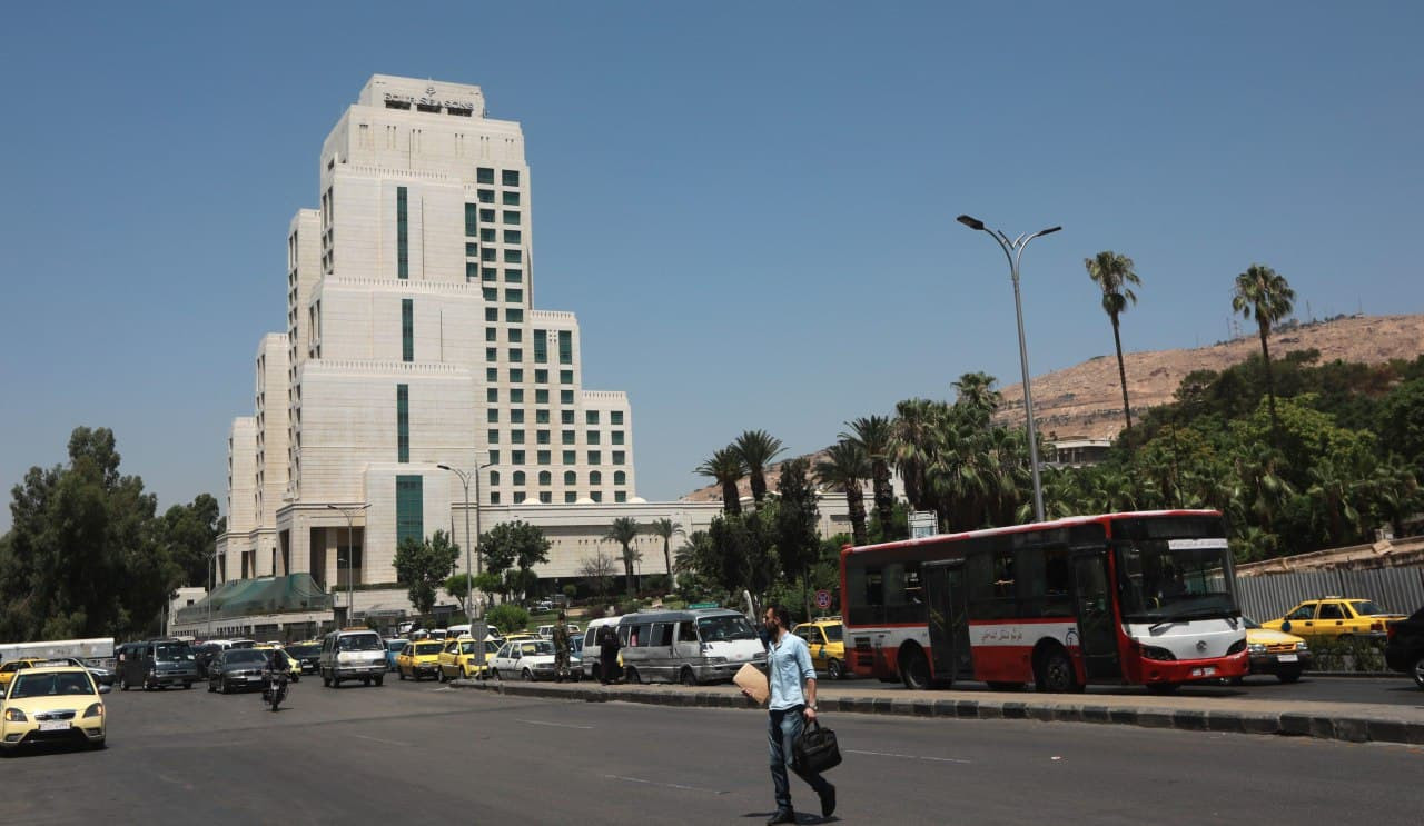 تقرير: الأمم المتحدة أنفقت 70...