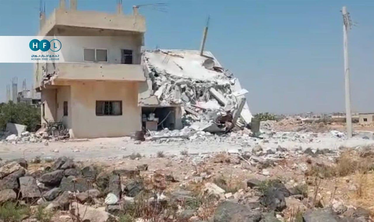 درعا.. مناشدات لإنقاذ 11 ألف ع...