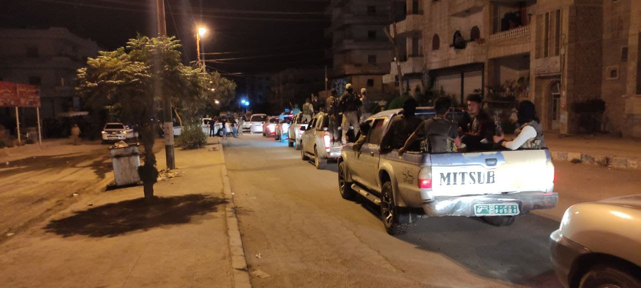 جرحى مدنيون باقتتال فصائلي في...