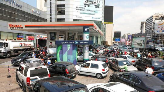 باخرة "حـزب الله" النفطية تصل...