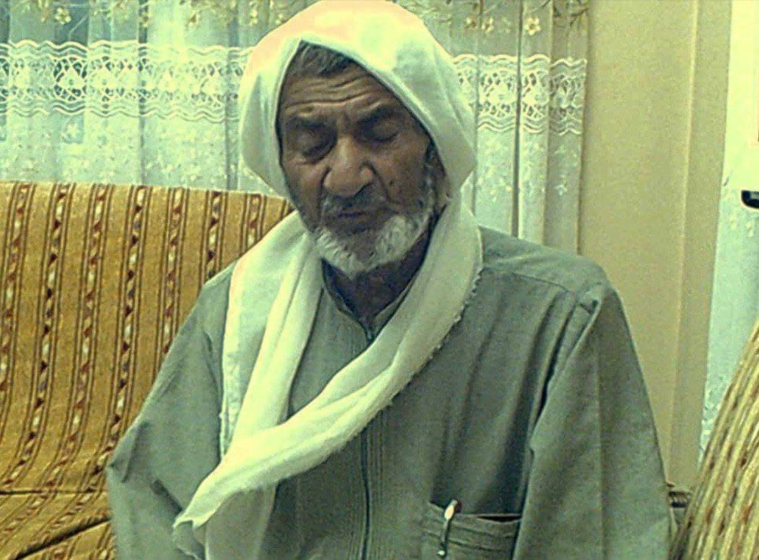 بكى الديار بقصيدة أدمعت لها ال...