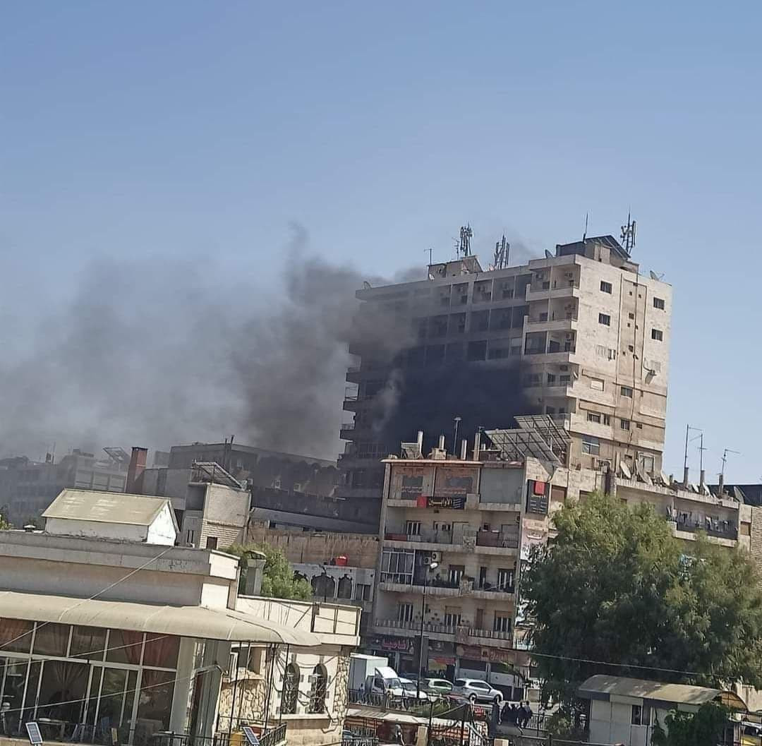 شكوك بافتعاله.. حريق ضخم يلتهم...