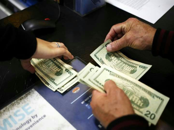 استقرار سعر صرف الليرة السورية...