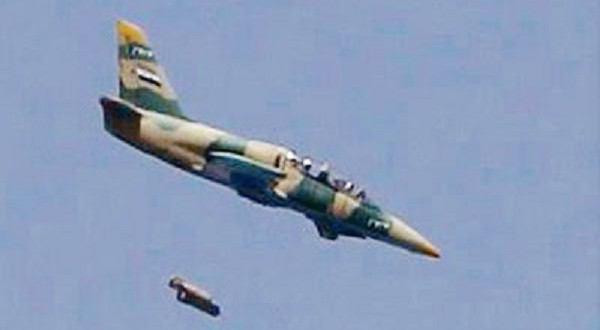 الطيران الحربي يقتل سيدة ويصيب...