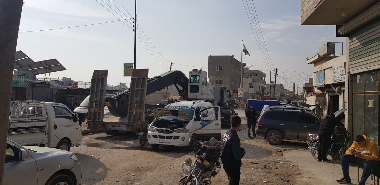 حادث سير يتسبب بإصابة شخص شمال...