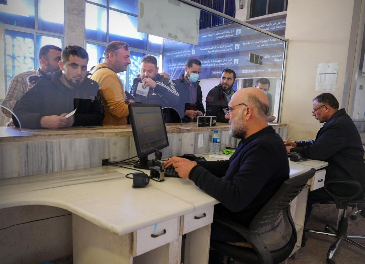 معبر "باب الهوى" يكشف عدد السو...