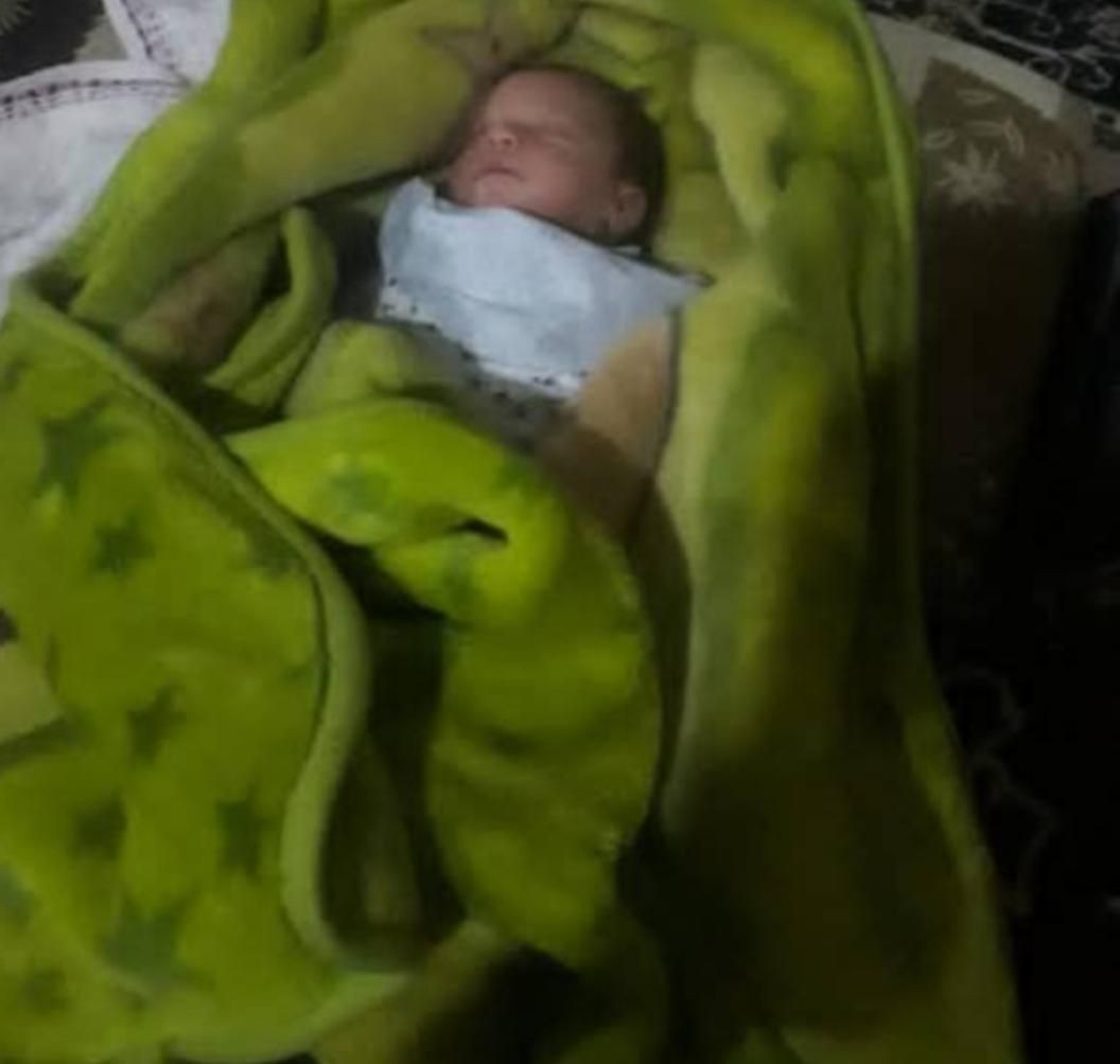 رجل عقيم يُرزق بطـفل شمال حلب!