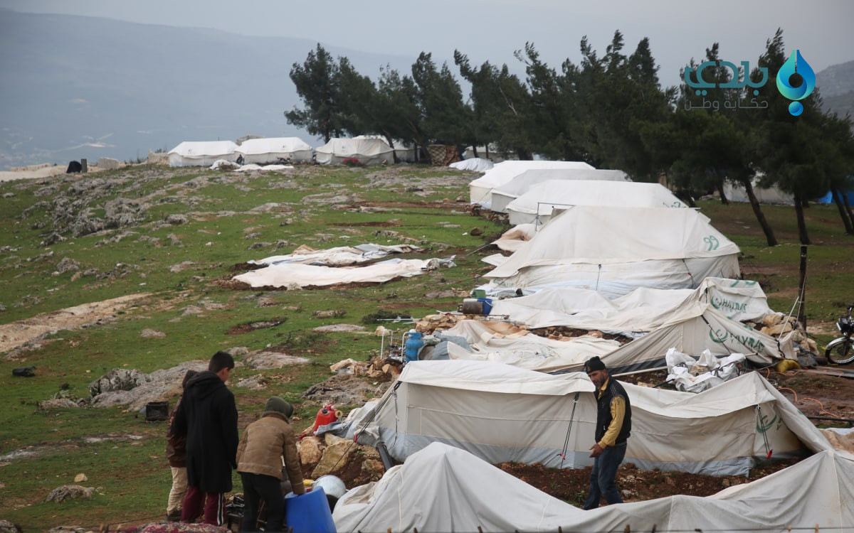 مياه الأمطار تتسبب بحركة نزوح...