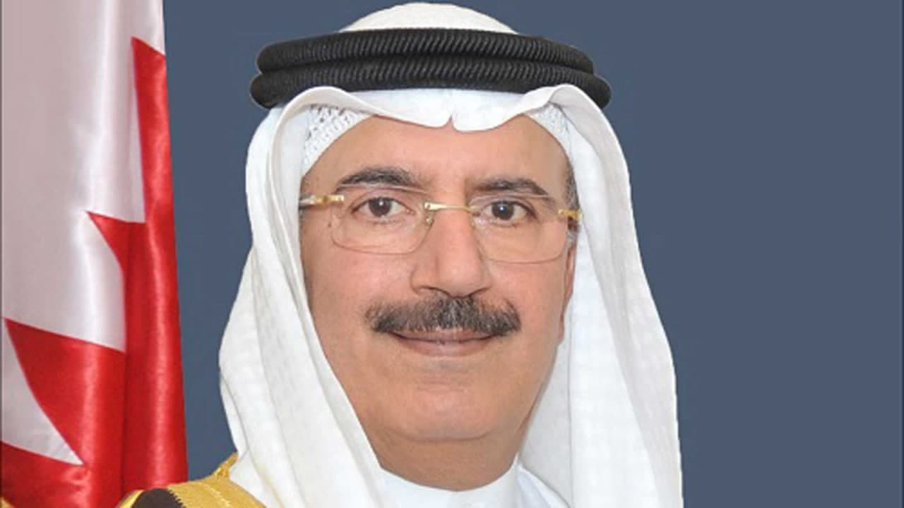ملك البحرين يعين سفيرا فوق الع...