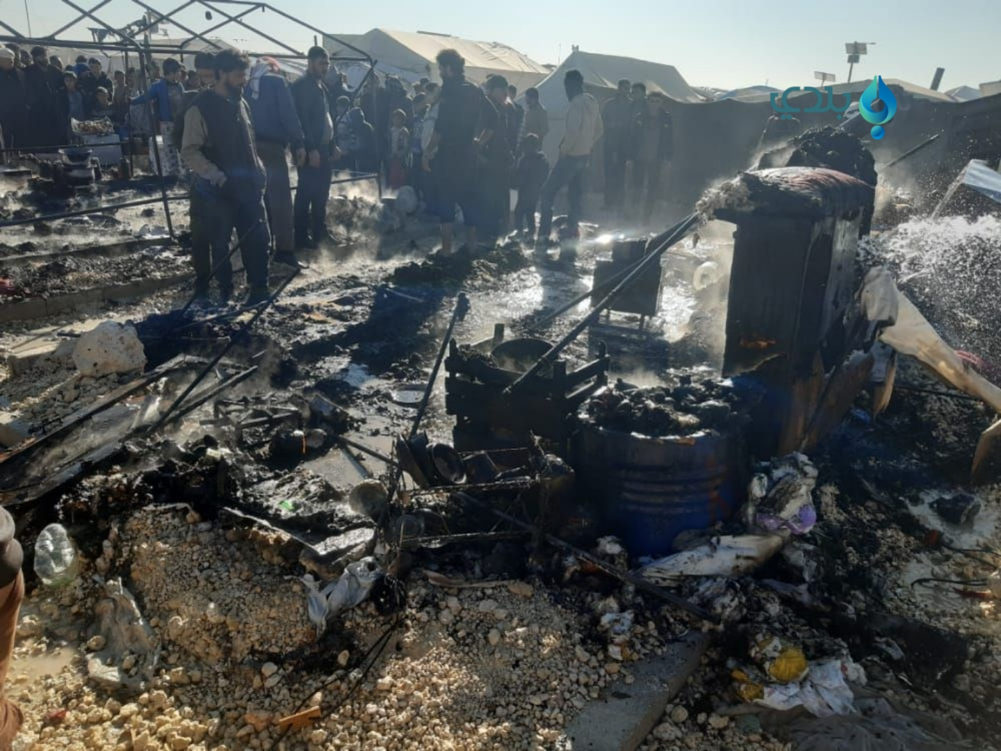 حريق يلتهم عدة خيام في ريف حلب...