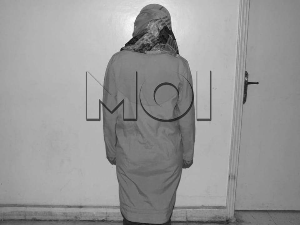 خنفاً وحرقاً.. امرأة تنهي حياة...