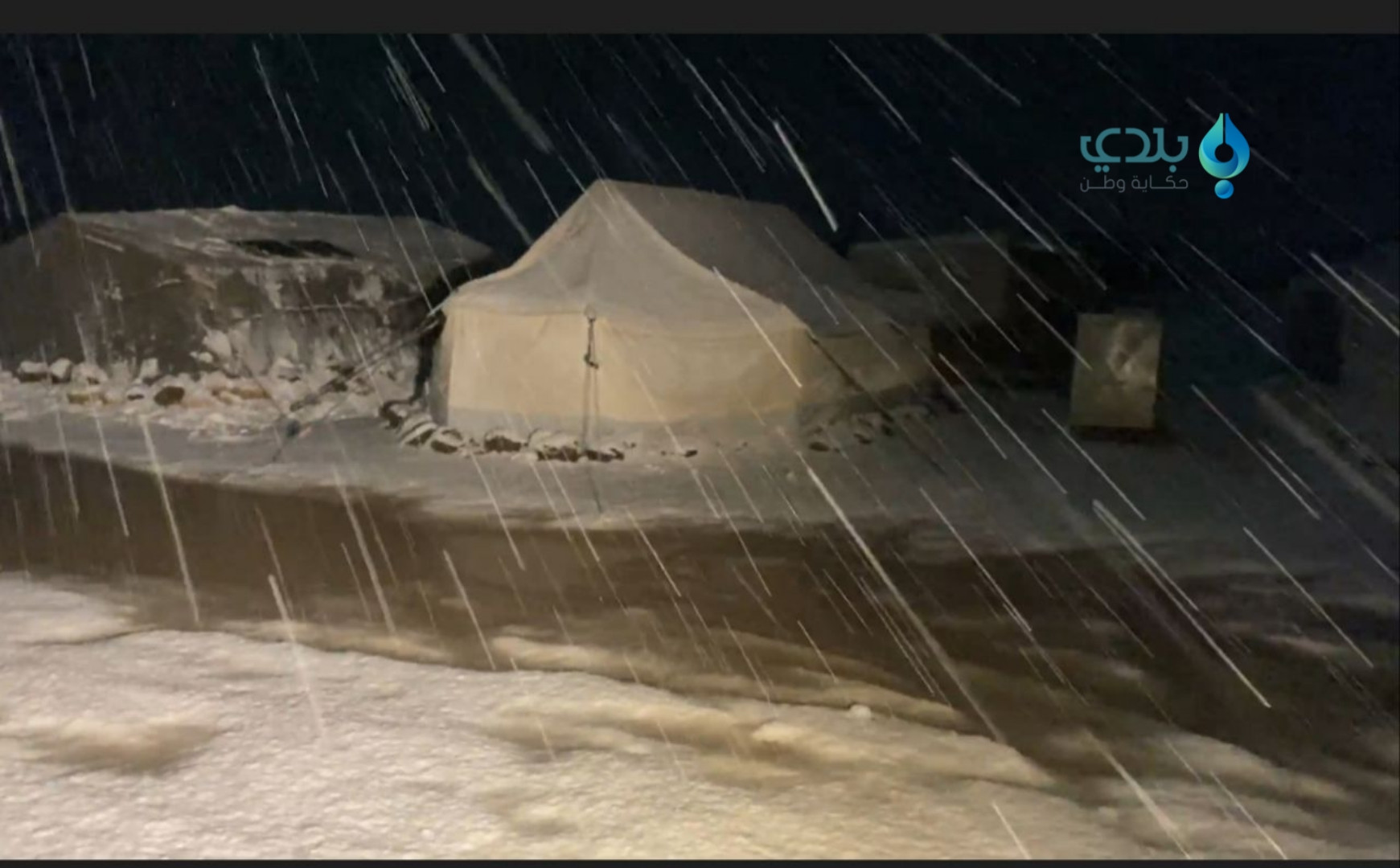 تضرر عشرات المخيمات إثر العاصف...