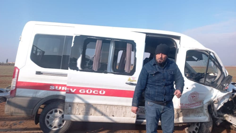 جرحى من كادر مستشفى الباب بحاد...