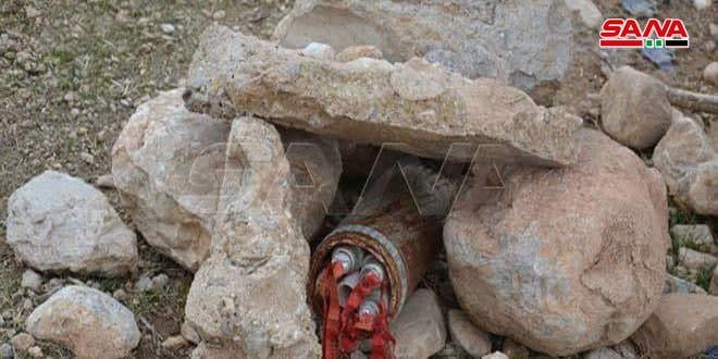 استشهاد طفل وإصابة ثلاثة بانفج...