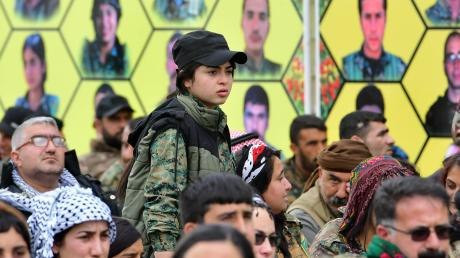 "الاتحاد الديمقراطي" يختطف ثلا...