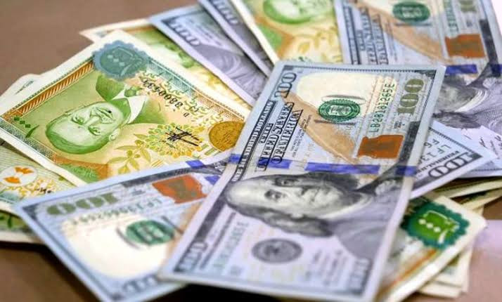 توقعات بتواصل انهيار الليرة ال...