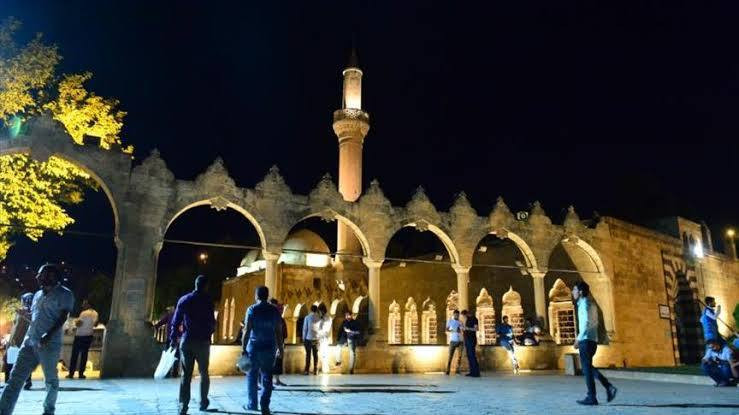 "الهجرة التركية" تحدد الأحياء...