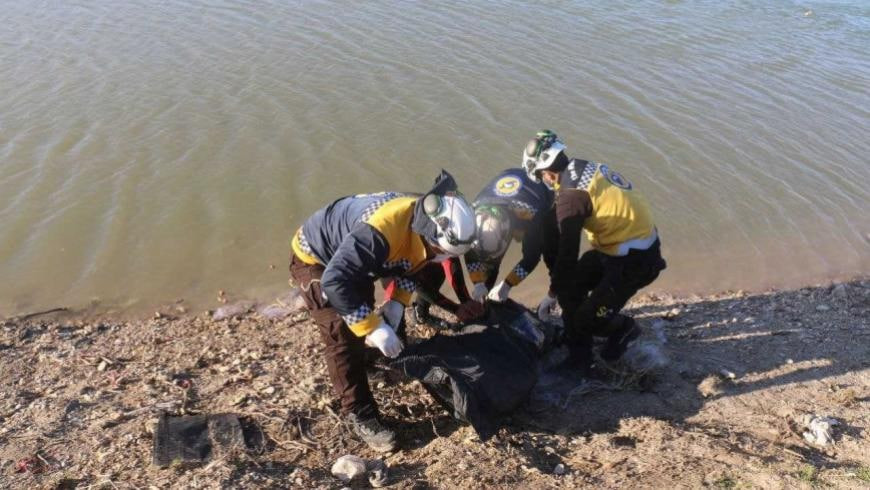 الدفاع المدني ينتشل جثة رجل من...