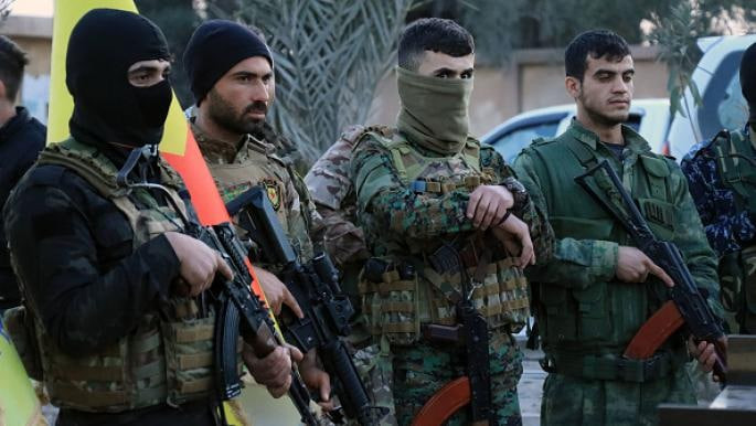 "قسد" تشن حملة مداهمات في الرق...