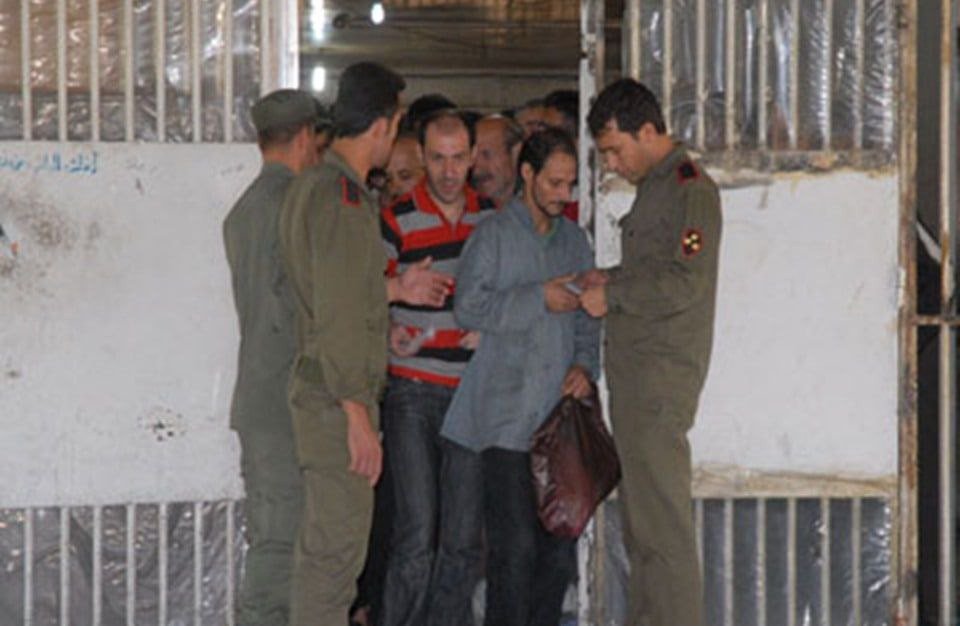 نشطاء يوثقون أسماء نحو 30 معتق...