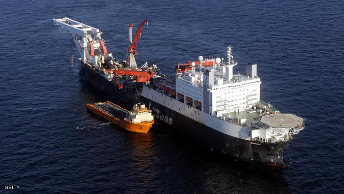 موالو الأسد يطالبونه بـ"فيز" إ...