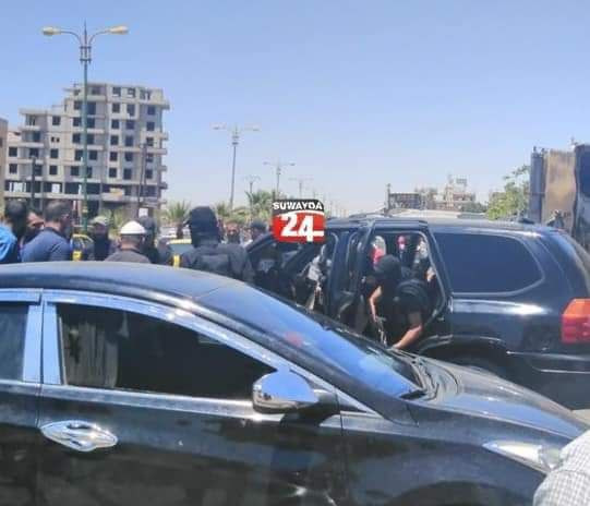 مخابرات النظام تشتبك مع مطلوب...