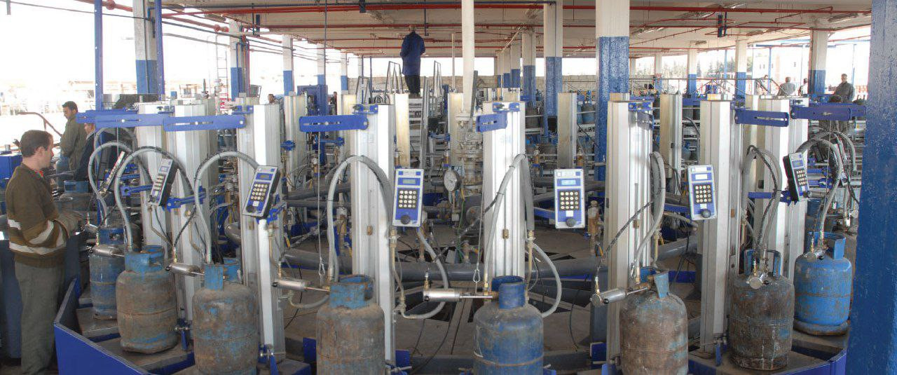 دمشق.. قلة العمالة وراء تأخير...