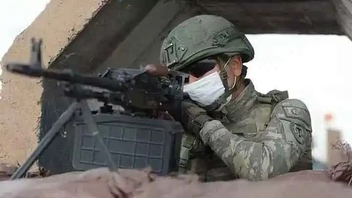 مقتل 18 عنصرا من "قسد" بنيران...