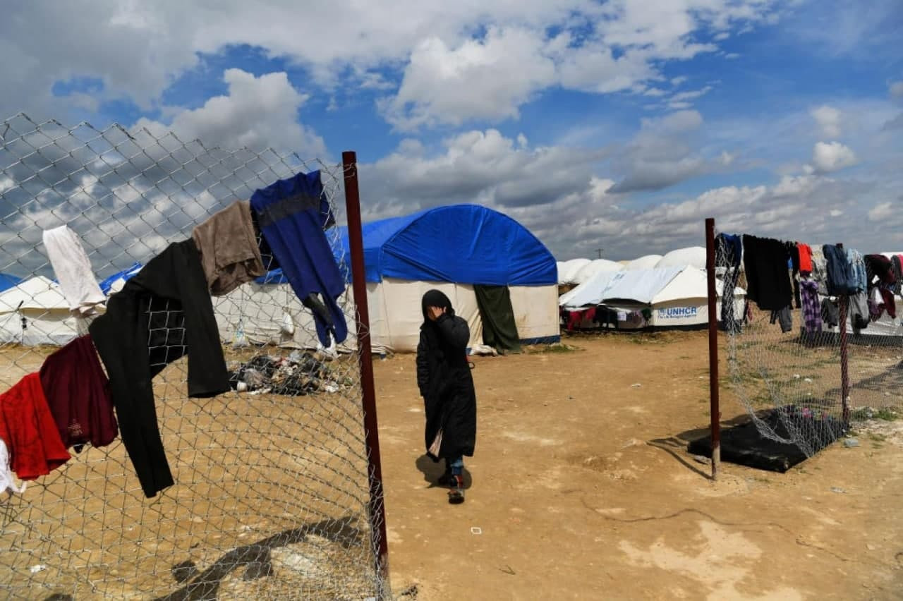 "الإدارة الذاتية" تطالب بفتح م...