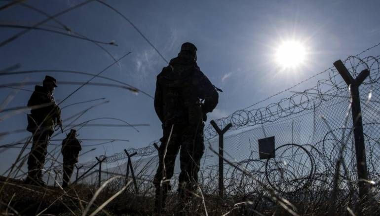 مقدونيا تعثر على عشرات السوريي...