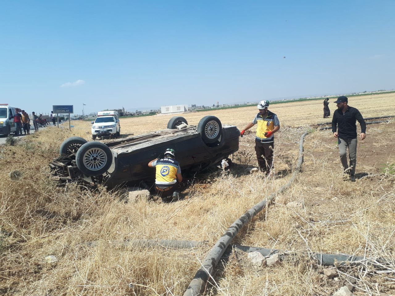 جرحى بحوادث سير وحرائق في إدلب...