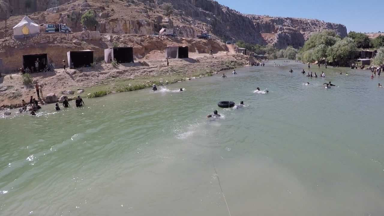 وفاة شاب في نهر العاصي غربي إد...