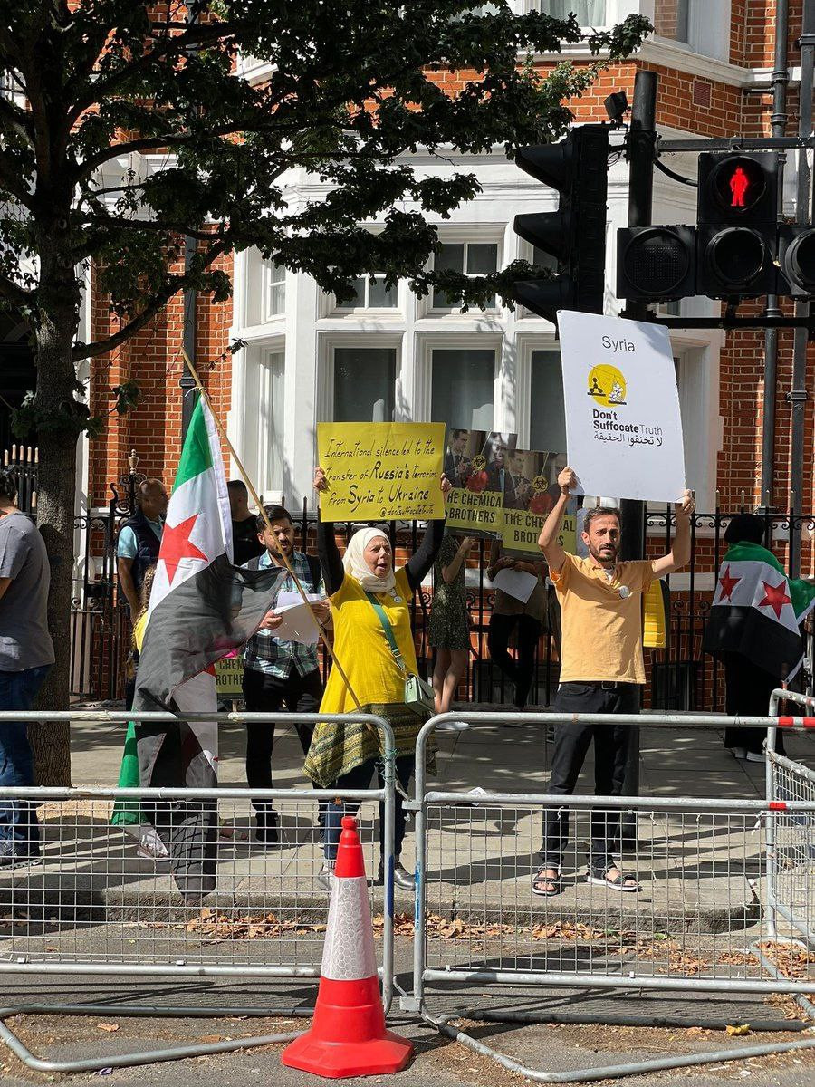 وقفة أمام سفارة روسيا في لندن...