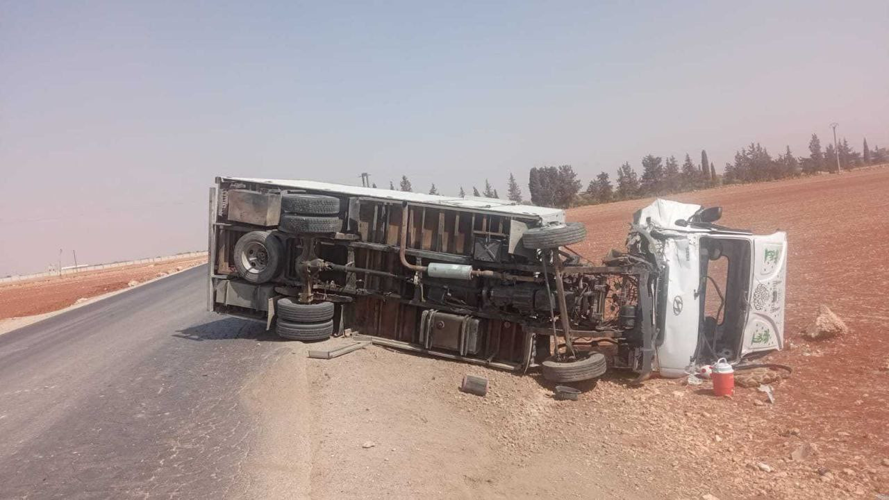 جرحى بثلاثة حوادث سير شمال غرب...