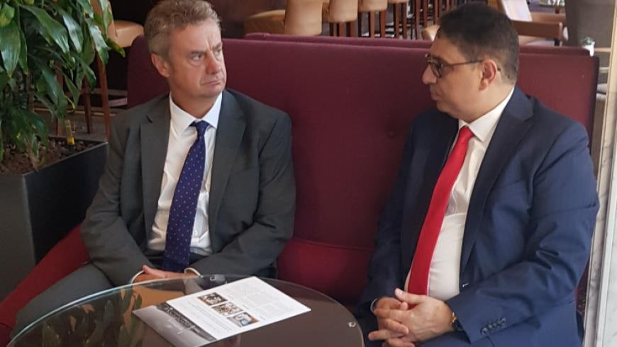 بريطانيا تؤكد التزامها بدعم ال...