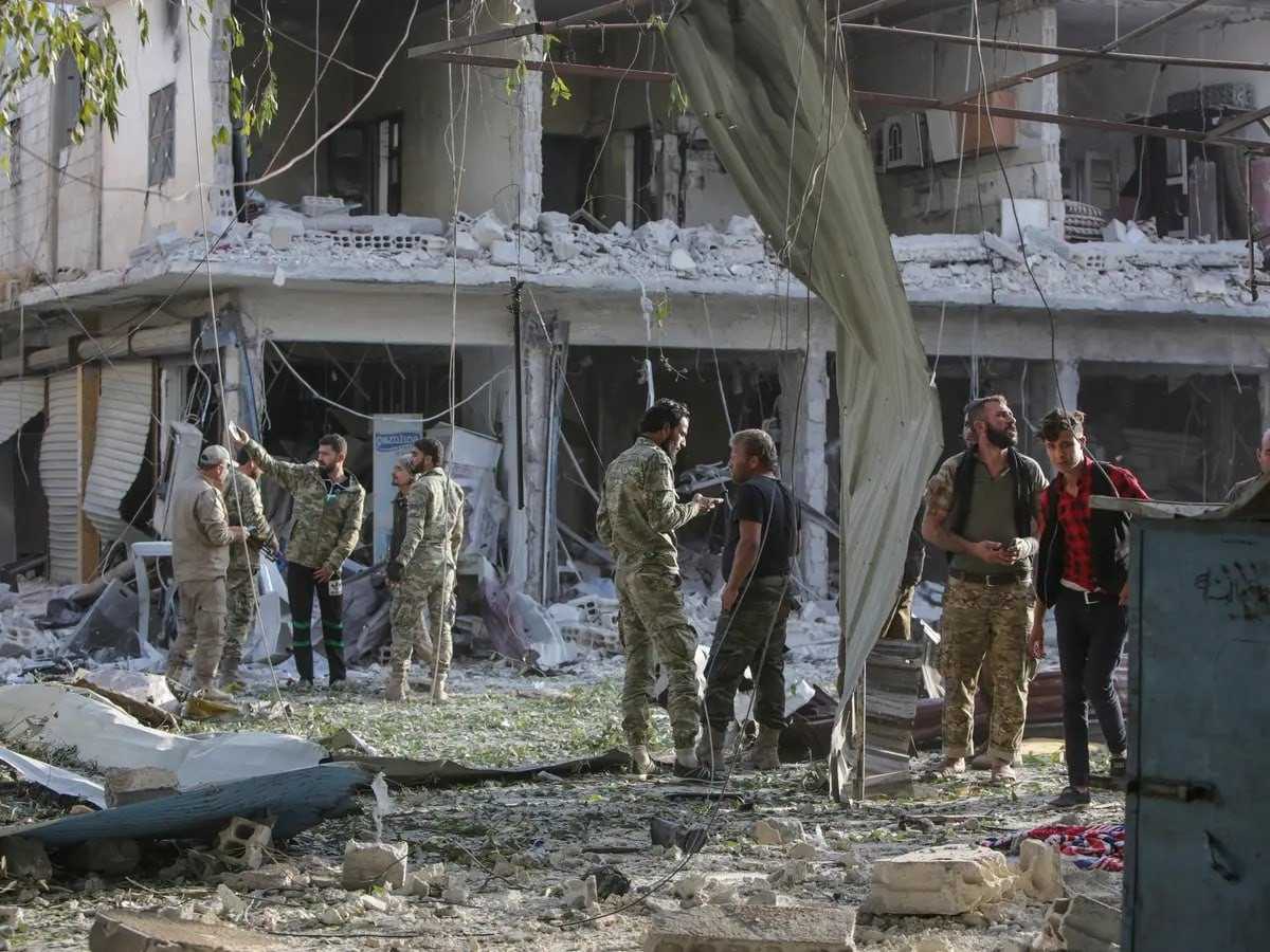 إيران تتخذ إجراءات بحق عناصرها...