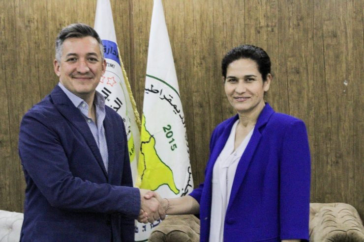 خلال لقاء رئيس "مسد".. مبعوث و...