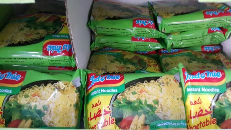 ما سبب تراجع صاحب معمل "إندومي...